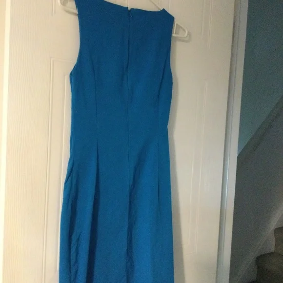 Dress - Picture 4 of 5